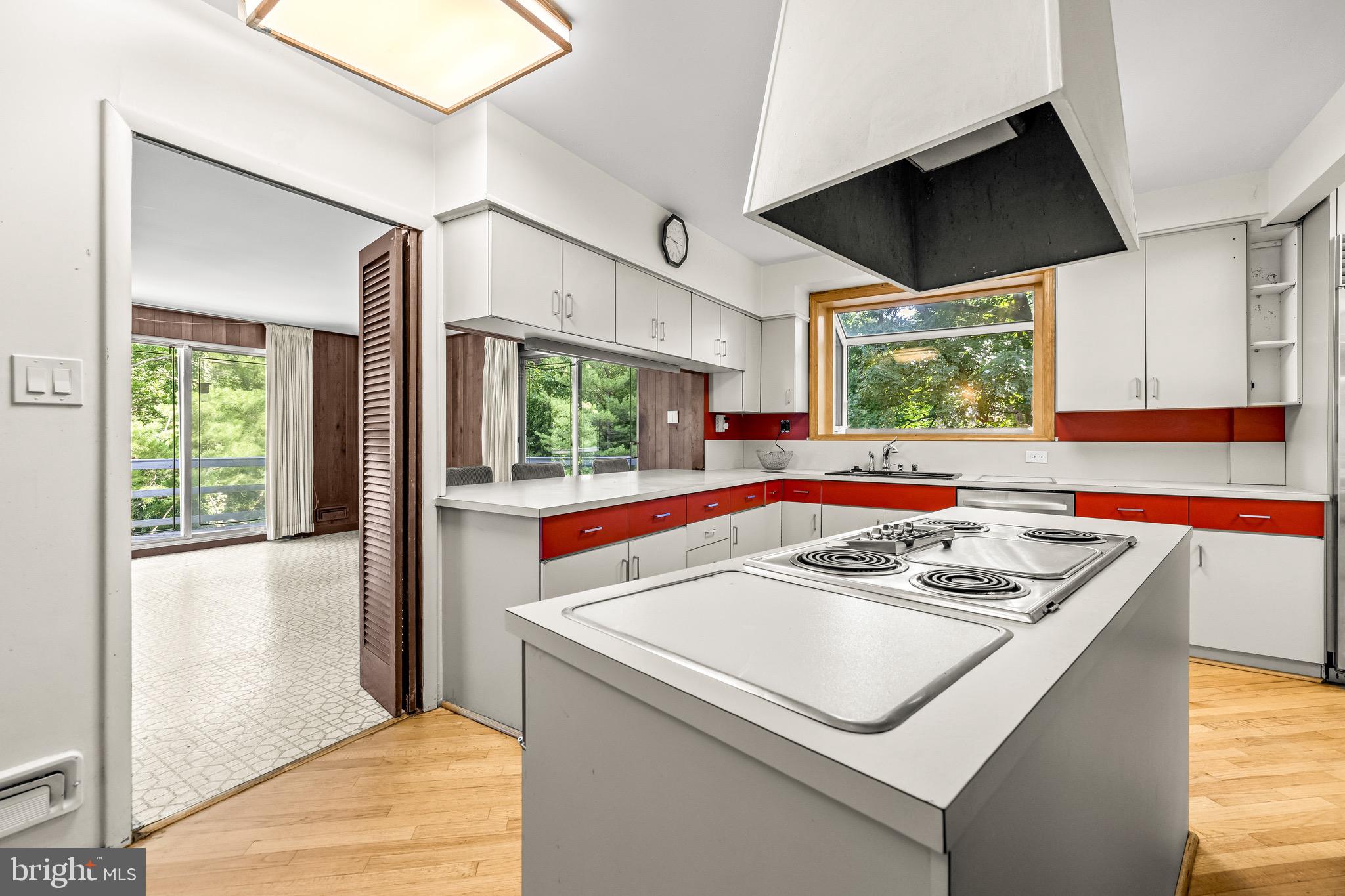 3310 Midfield Road Baltimore, MD 21208 - Photo 16 of 65