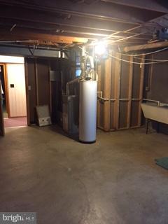 1522 Burnfield Road Baltimore, MD 21237 - Photo 17 of 20 a view of a room with refrigerator