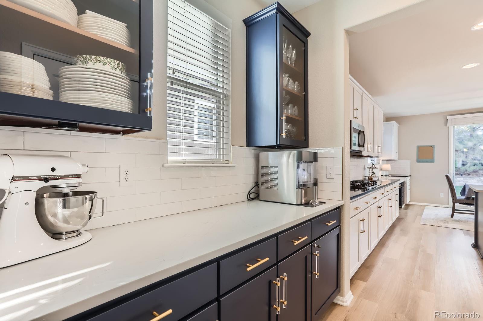 11013 Valleybrook Circle Highlands Ranch, CO 80130 - Photo 13 of 40