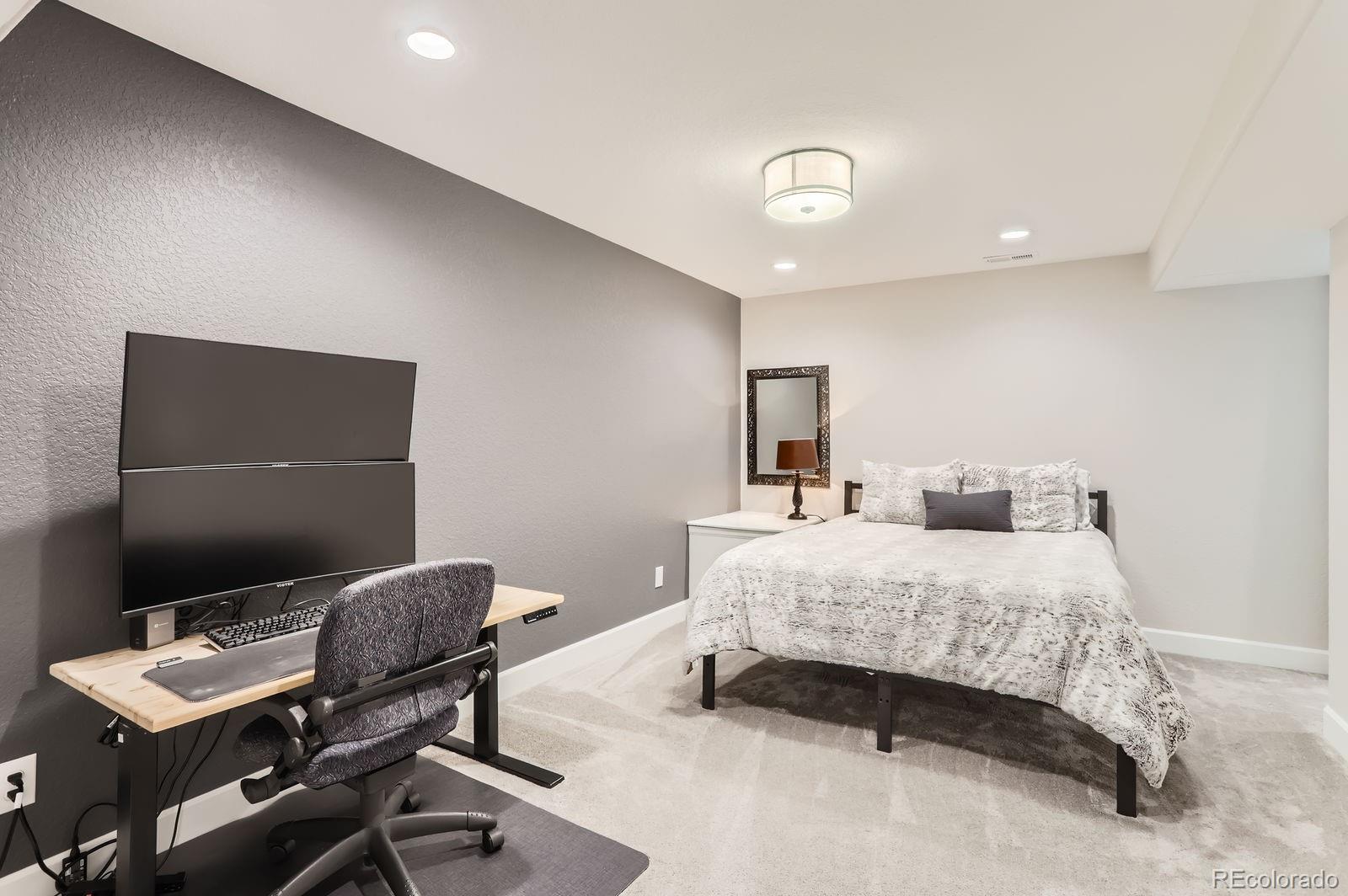 11013 Valleybrook Circle Highlands Ranch, CO 80130 - Photo 30 of 40