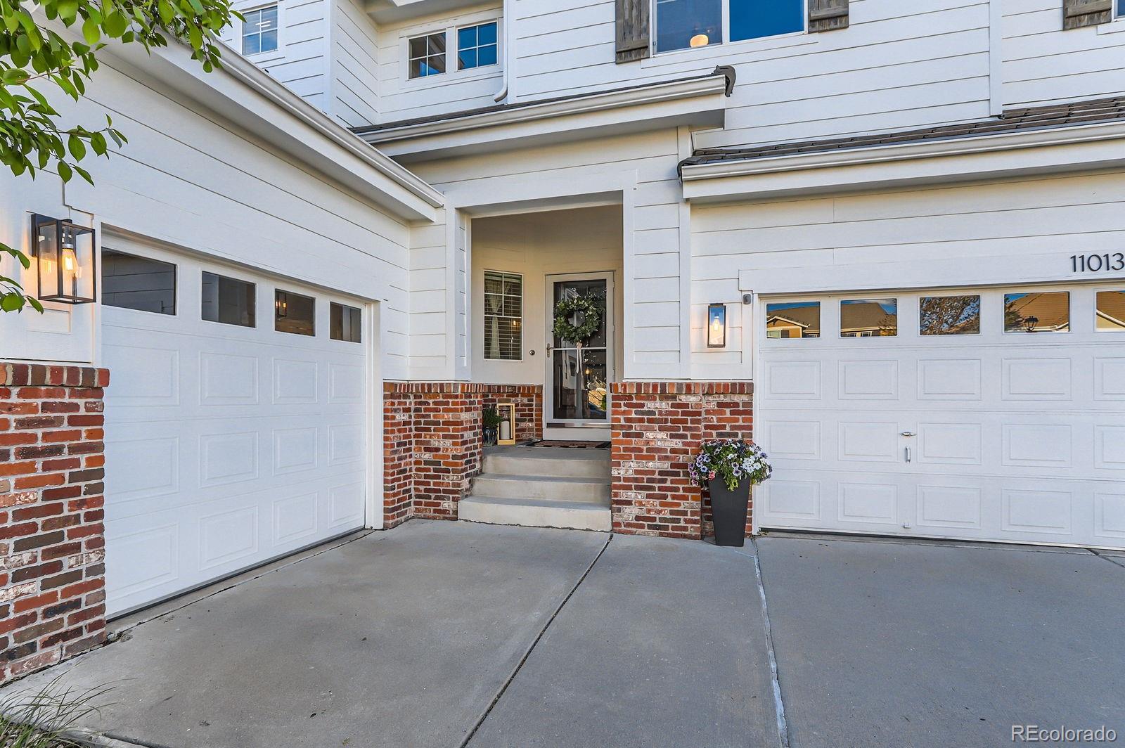 11013 Valleybrook Circle Highlands Ranch, CO 80130 - Photo 3 of 40