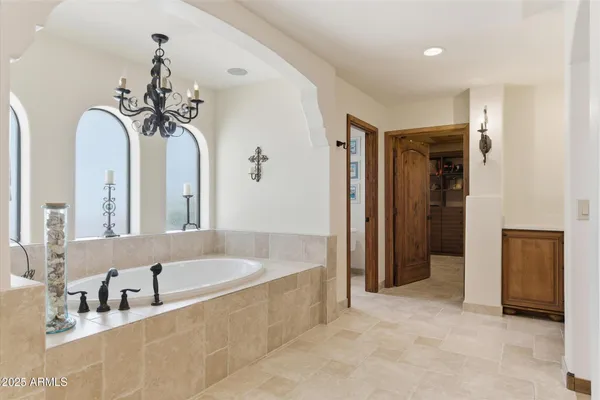 $1,300,000 | 10612 East Palm Way, Gold Canyon, AZ 85118
