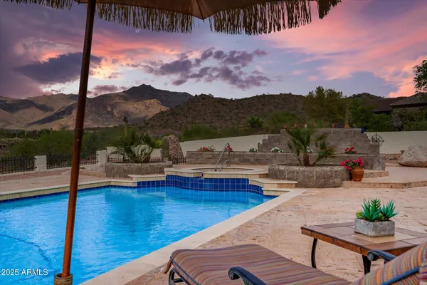 $1,300,000 | 10612 East Palm Way, Gold Canyon, AZ 85118