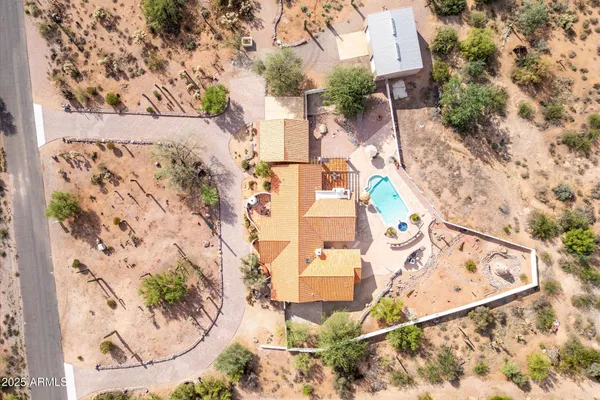 $1,300,000 | 10612 East Palm Way, Gold Canyon, AZ 85118