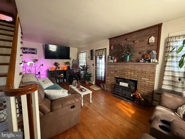 $127,500 | 223 Pennsylvania Avenue, Mill Hall, PA 17751