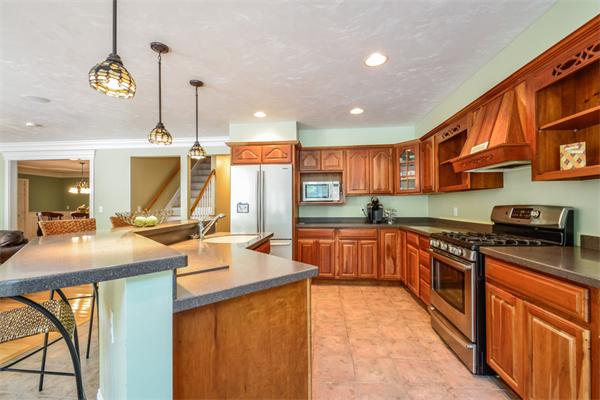 30 Fearing Hill Road Wareham, MA 02571 - Photo 5 of 19 Gallery Image 5