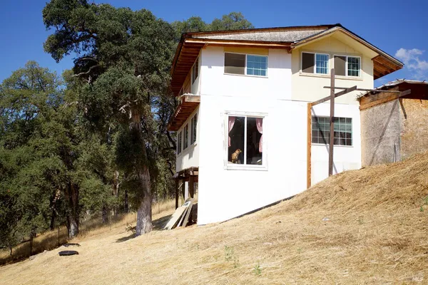 $219,000 | 35100 Mendocino Pass Road, Covelo, CA 95428