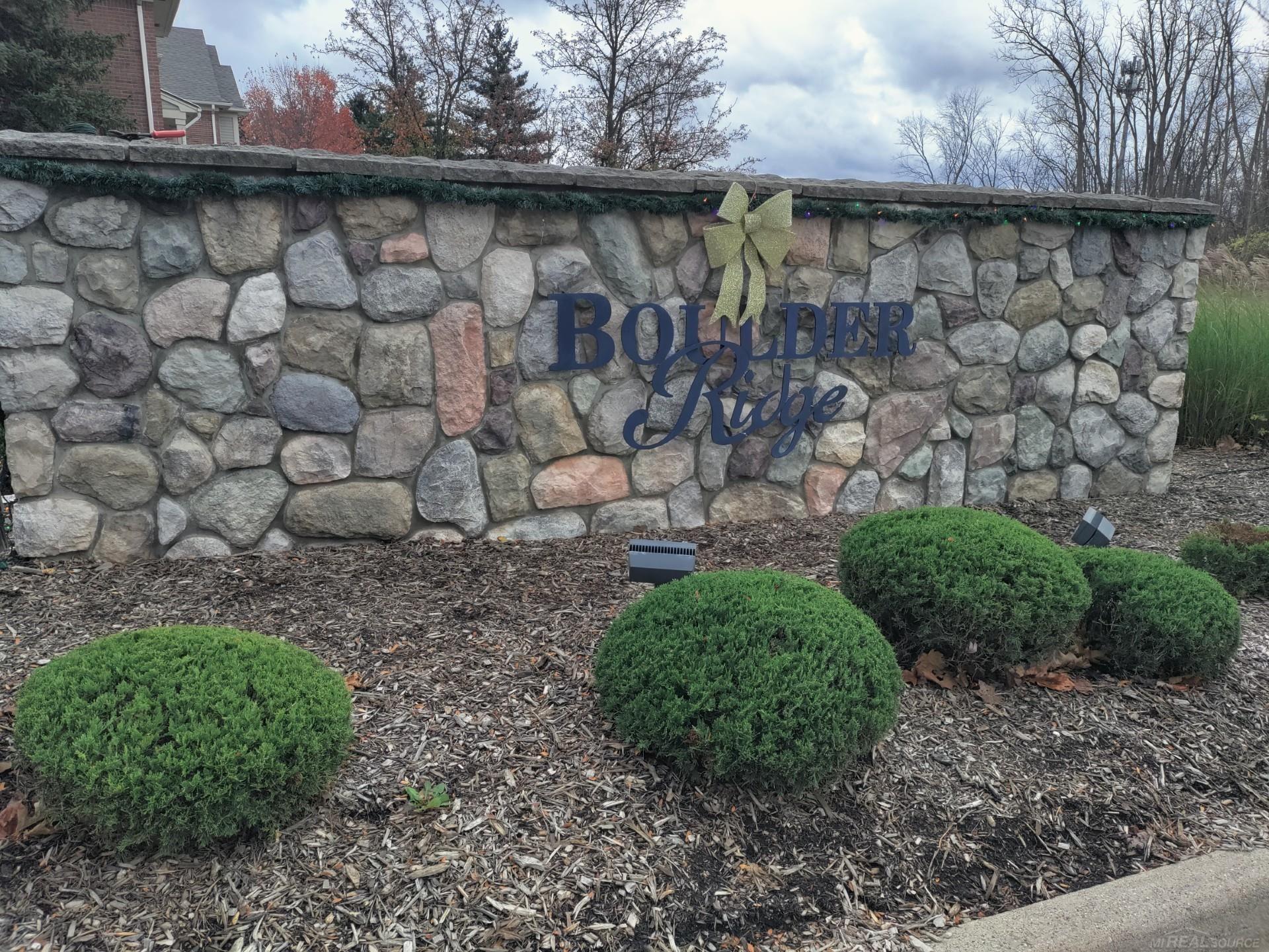 1978 Flagstone Circle Rochester, MI 48307 - Photo 27 of 27 50160696-0ea8dad6-1c09-4dba-8eaf-a3af9a393b4c.JPG