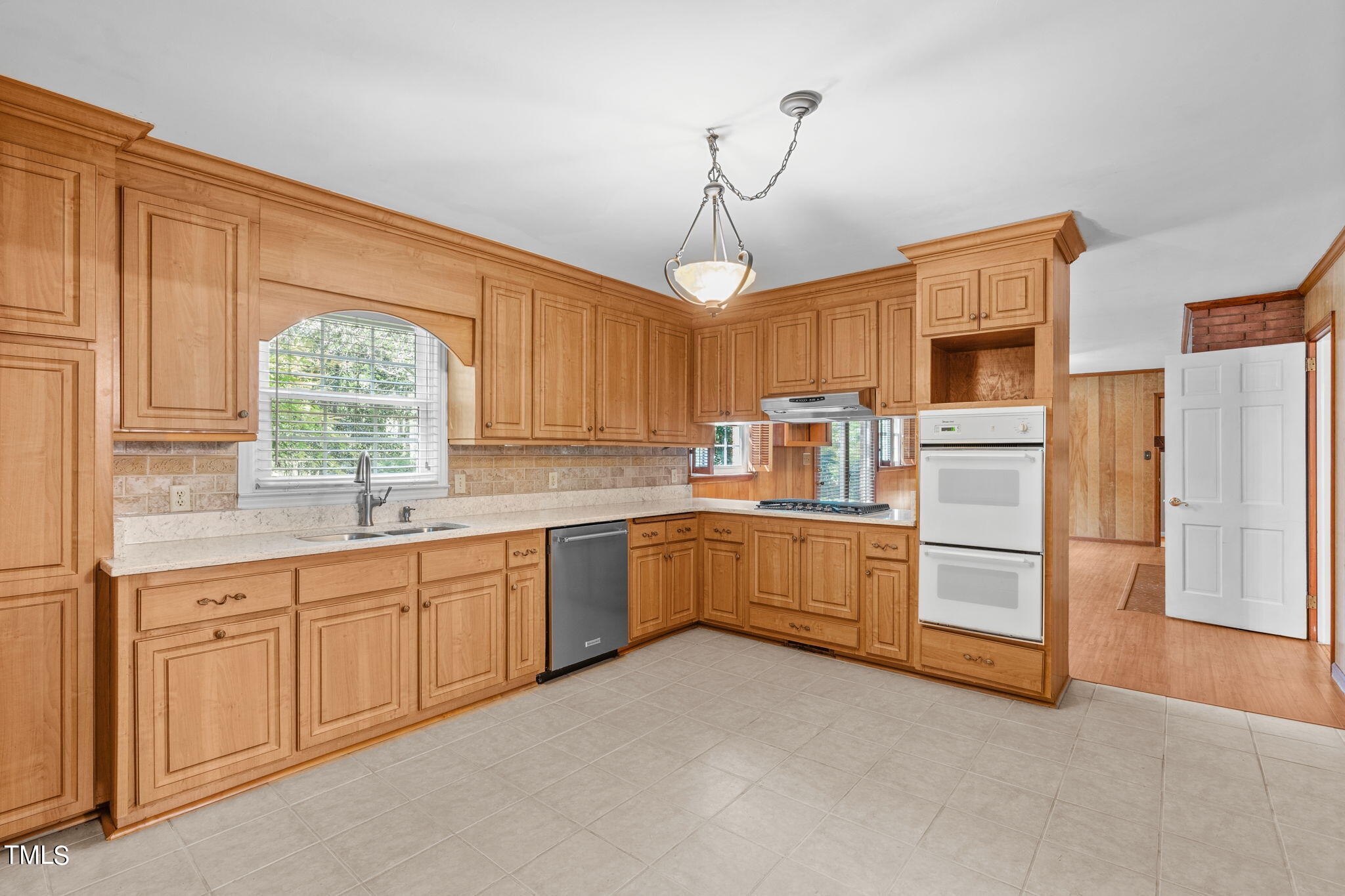 6205 Arrington Road Raleigh, NC 27607 - Photo 14 of 44 Kitchen
