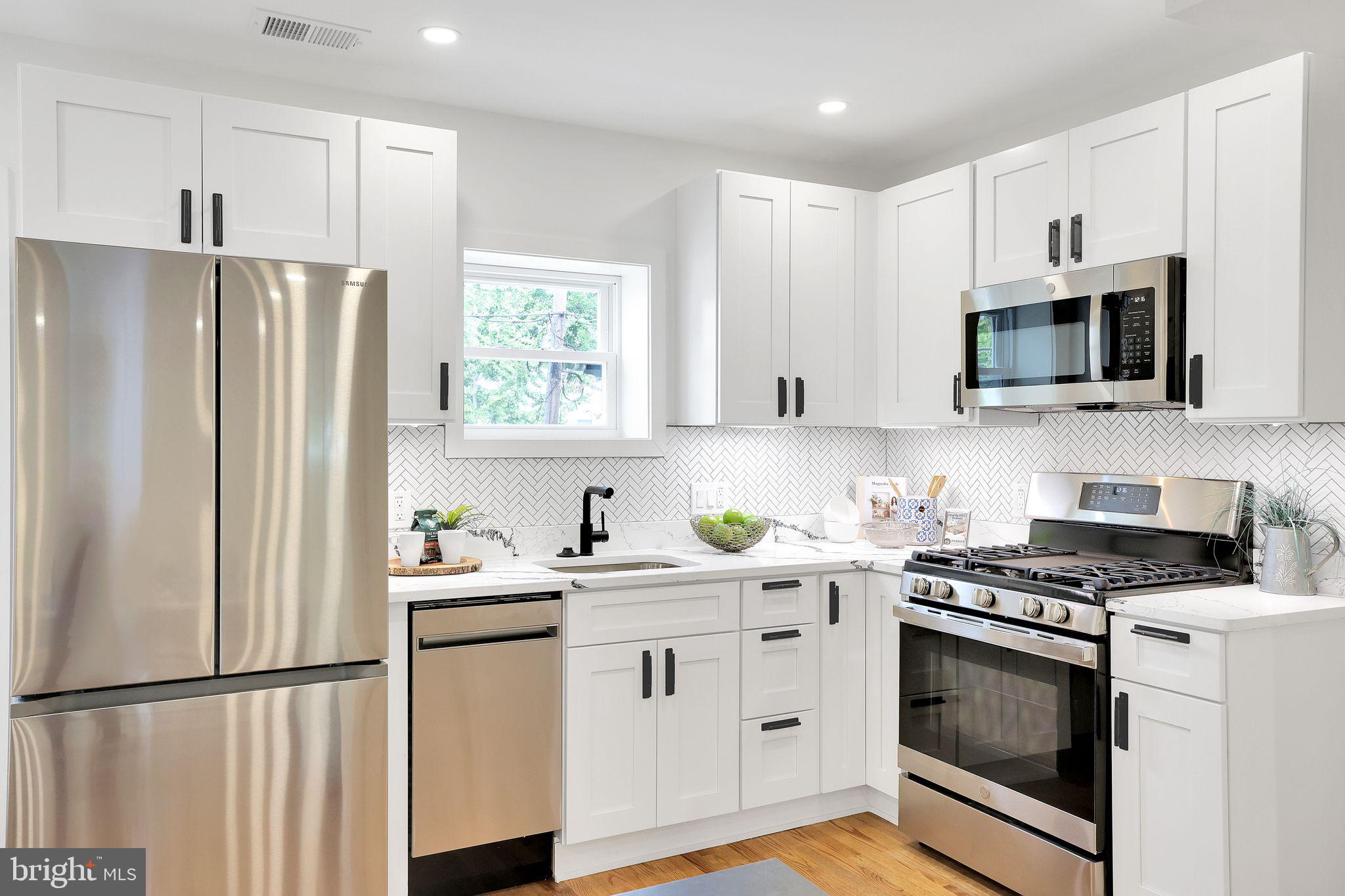 1622 Rosedale Street Northeast Washington, DC 20002 - Photo 4 of 41 Kitchen w/ Stainless Steel Appliances