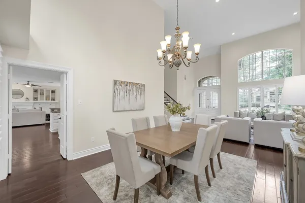 $885,000 | 58 Candle Pine Place, The Woodlands, TX 77381