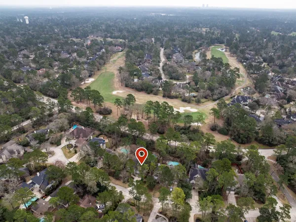 $885,000 | 58 Candle Pine Place, The Woodlands, TX 77381