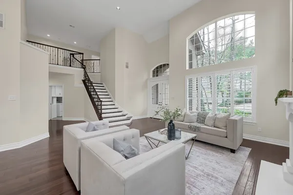 $885,000 | 58 Candle Pine Place, The Woodlands, TX 77381