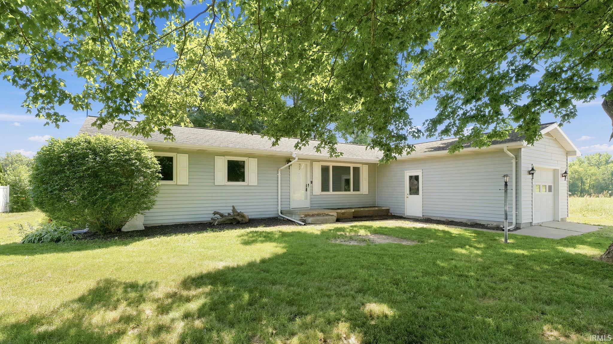11007 North Ogden Road North Manchester, IN 46962 - Photo 2 of 47