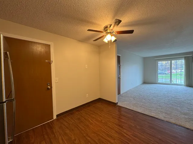 $1,694 | 379 Huse Road, Unit 26, Manchester, NH 03103