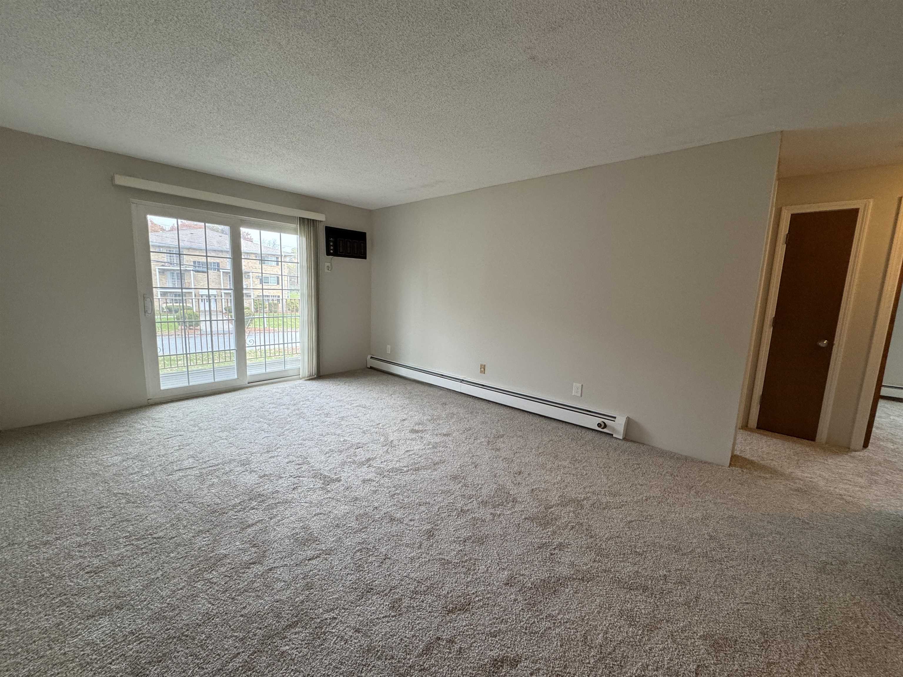 379 Huse Road, Unit 26 Manchester, NH 03103 - Photo 12 of 33