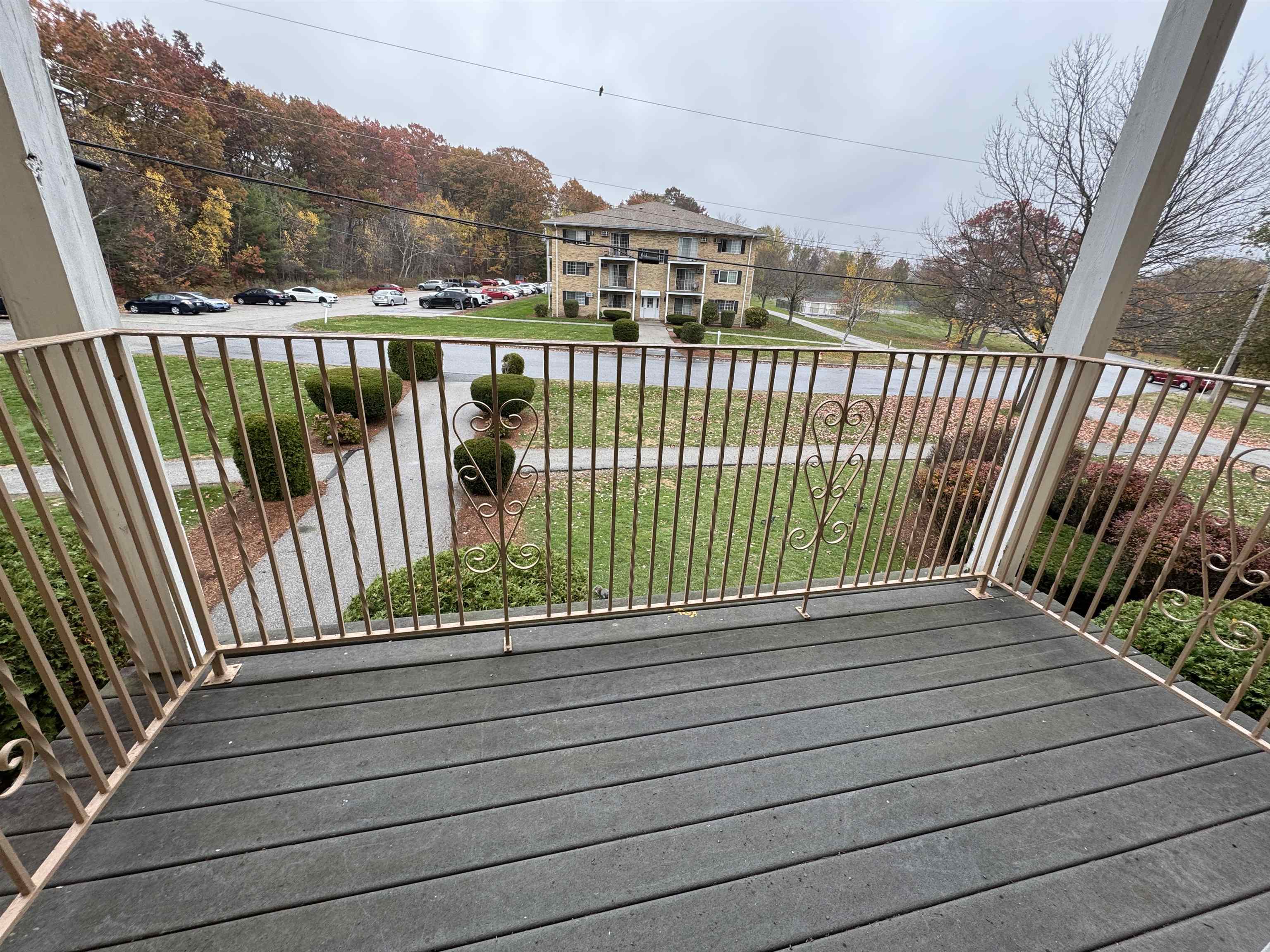 379 Huse Road, Unit 26 Manchester, NH 03103 - Photo 14 of 33