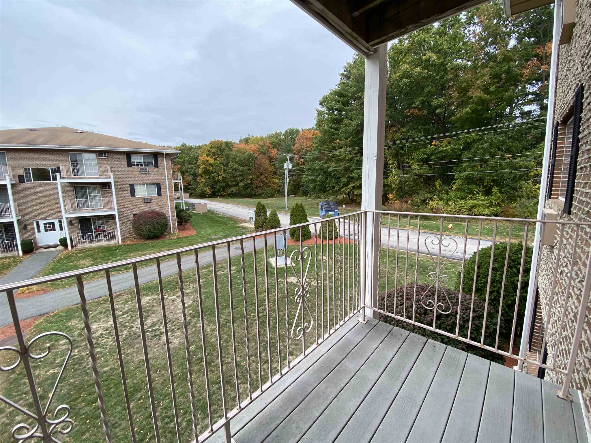 379 Huse Road, Unit 26 Manchester, NH 03103 - Photo 16 of 33