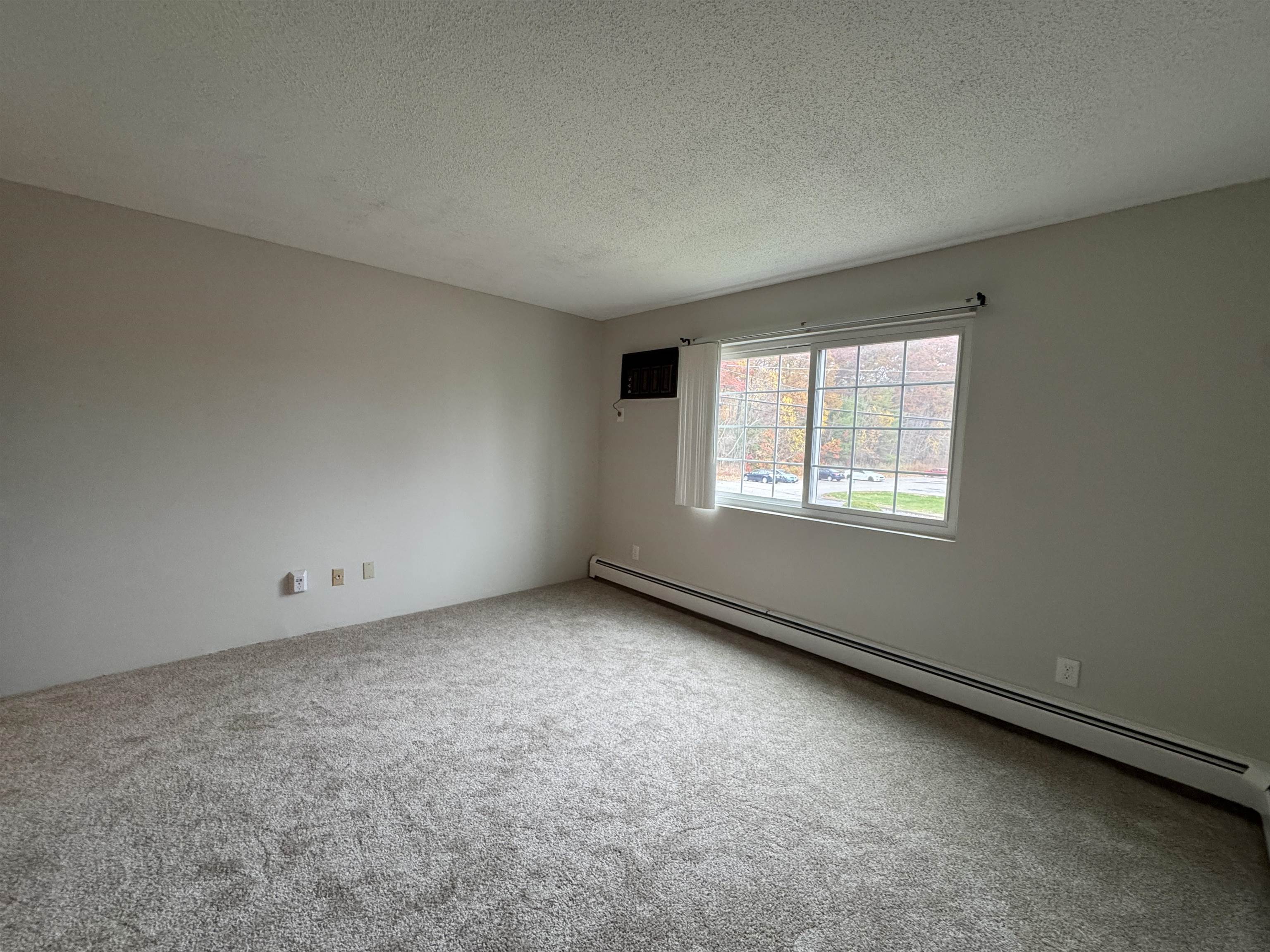 379 Huse Road, Unit 26 Manchester, NH 03103 - Photo 24 of 33