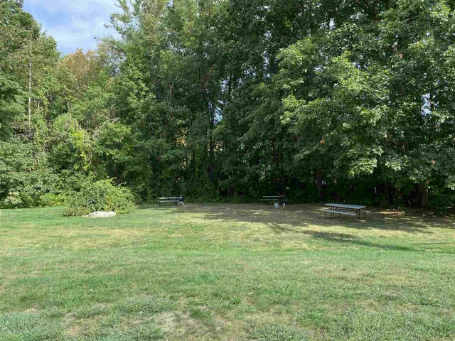 $1,694 | 379 Huse Road, Unit 26, Manchester, NH 03103