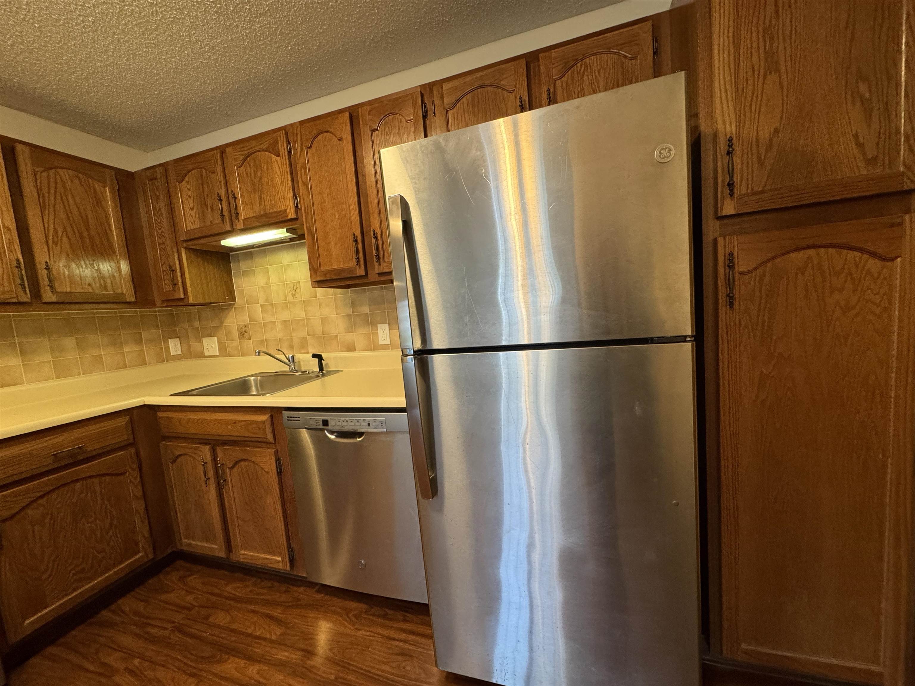 379 Huse Road, Unit 26 Manchester, NH 03103 - Photo 9 of 33