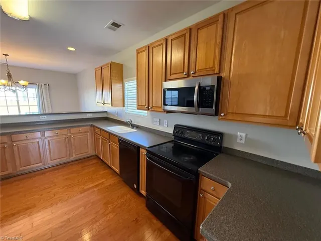 $2,495 | 5207 Silverbrook Drive, McLeansville, NC 27301