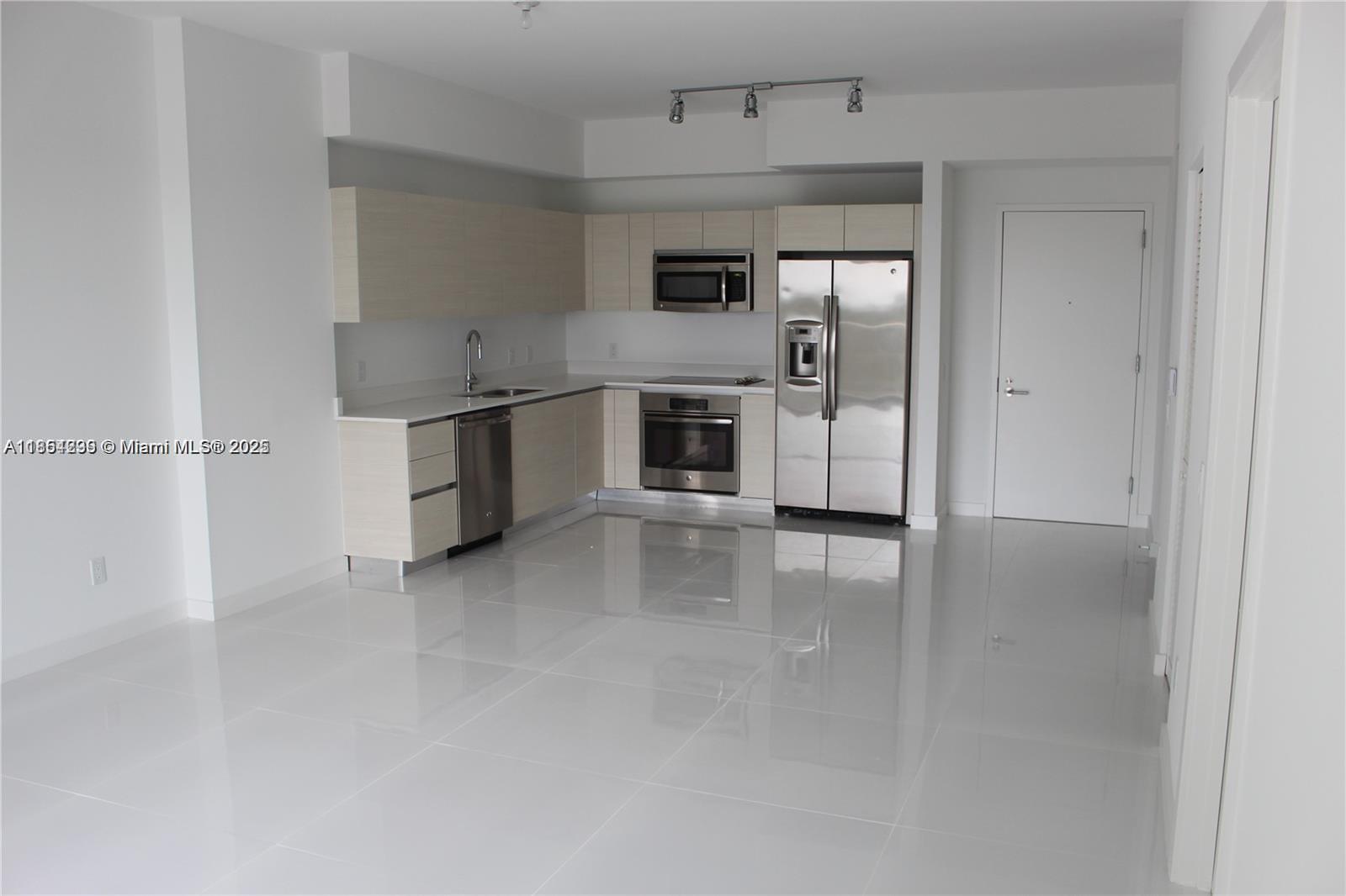 4250 Biscayne Boulevard, Unit 608 Miami, FL 33137 - Photo 26 of 31