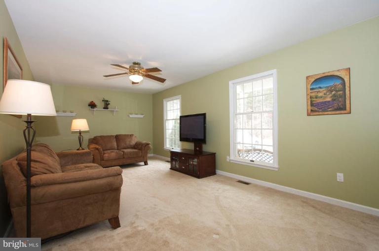 38 Carter Road Elkton, MD 21921 - Photo 9 of 22 Living Room #3