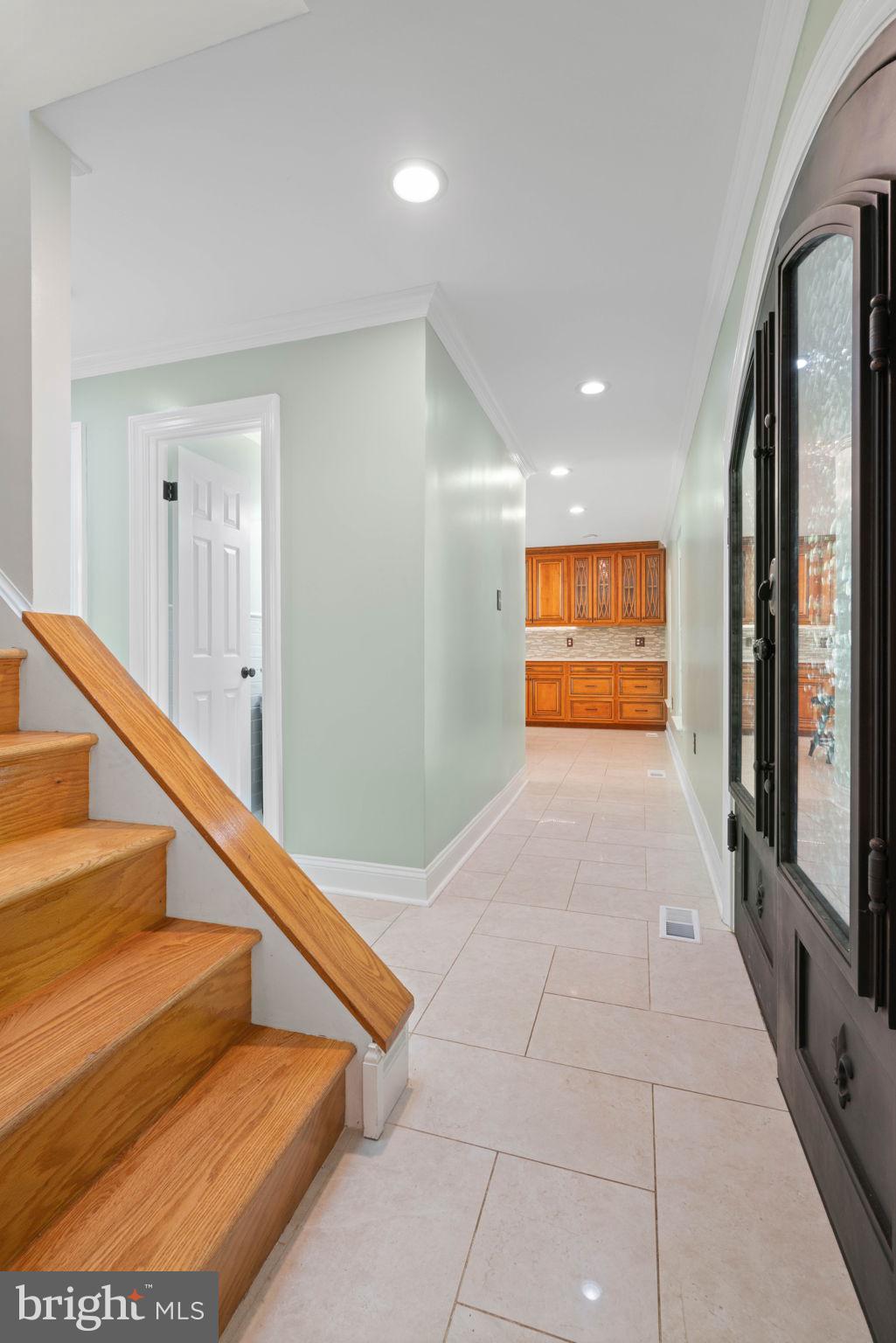 12522 Spring Drive Manassas, VA 20112 - Photo 13 of 69 Inviting entryway with modern charm.