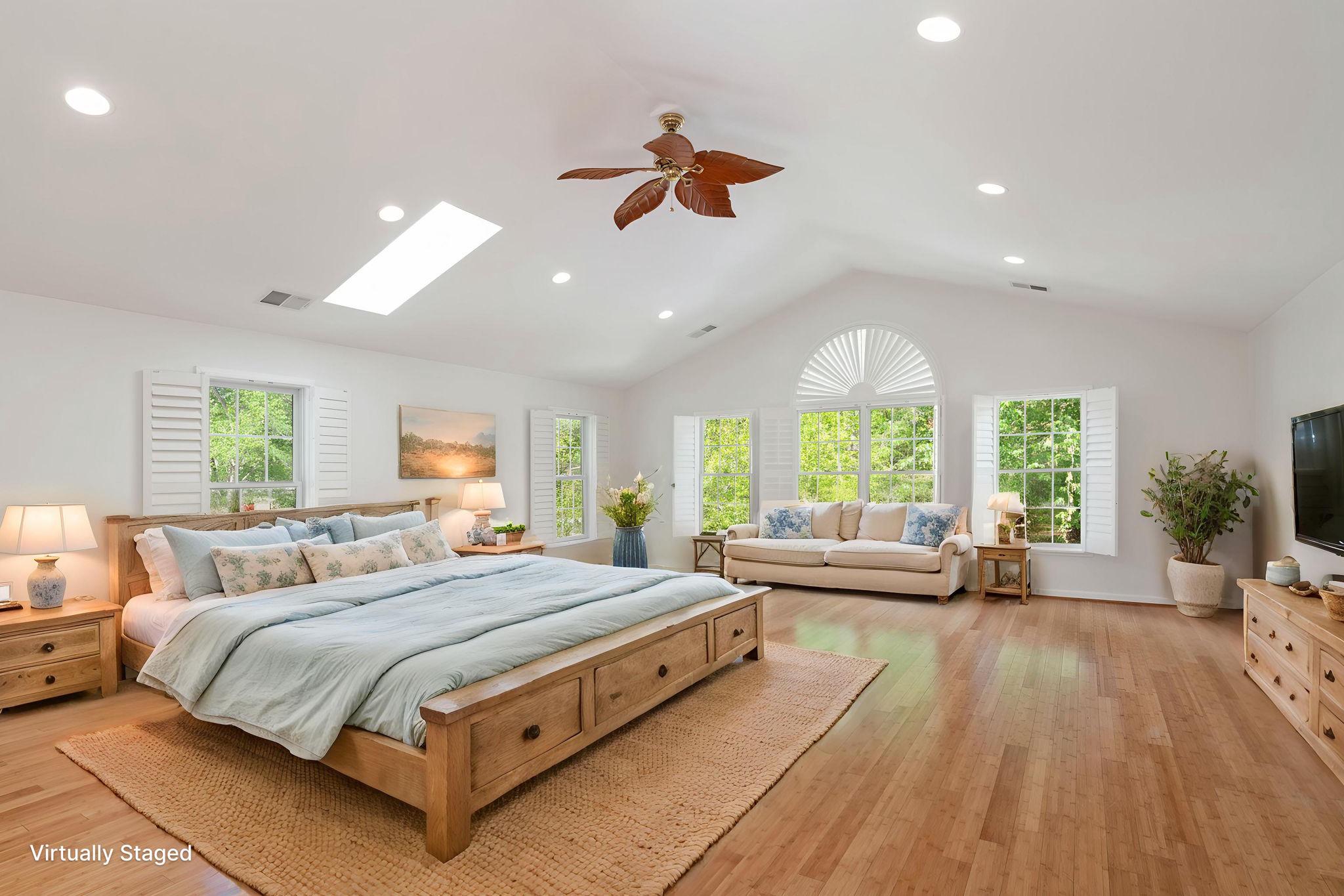 12522 Spring Drive Manassas, VA 20112 - Photo 43 of 69 Spacious, sunlit bonus room.*Virtually staged.*