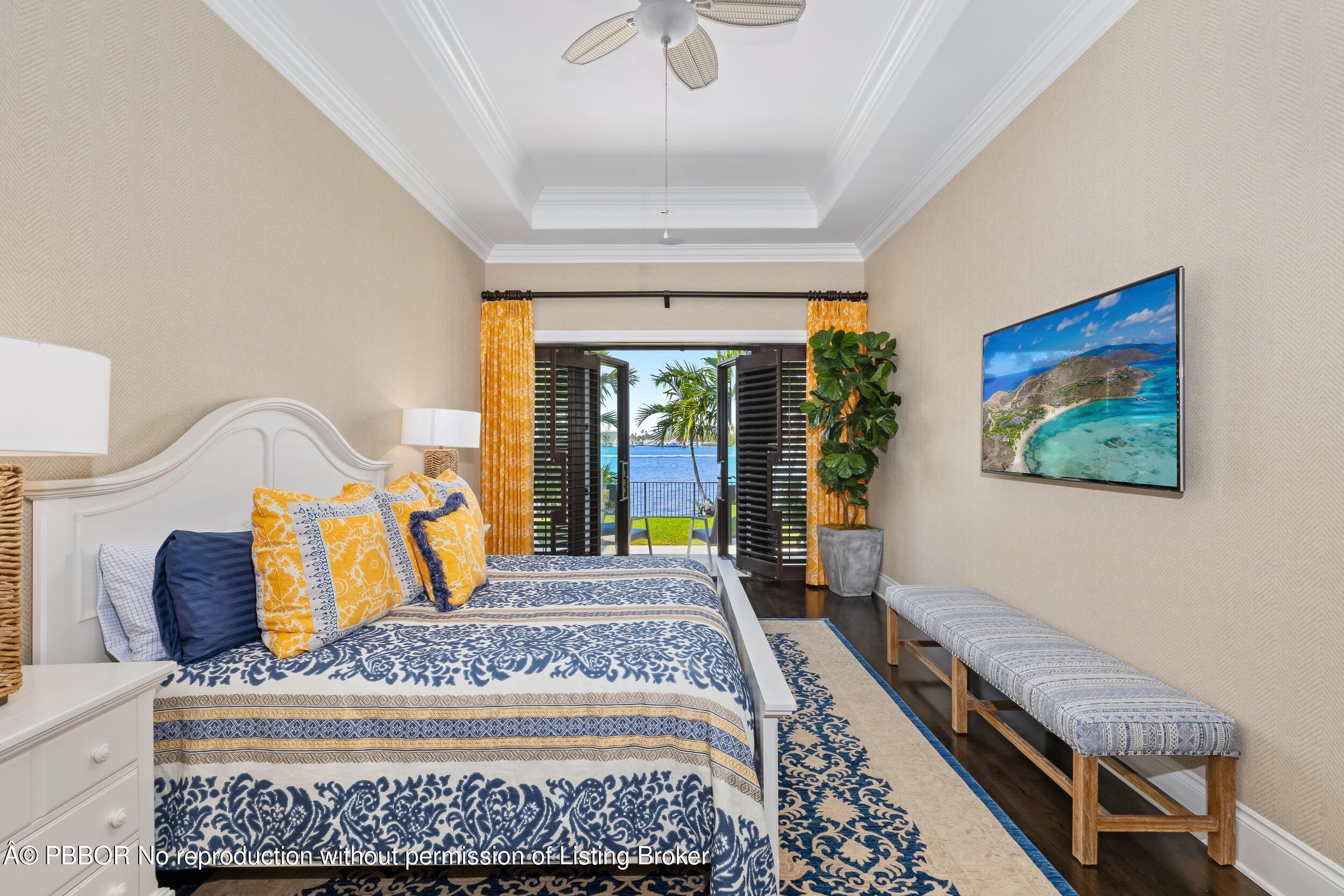 1675 Lands End Road Manalapan, FL 33462 - Photo 26 of 39 Guest Bed