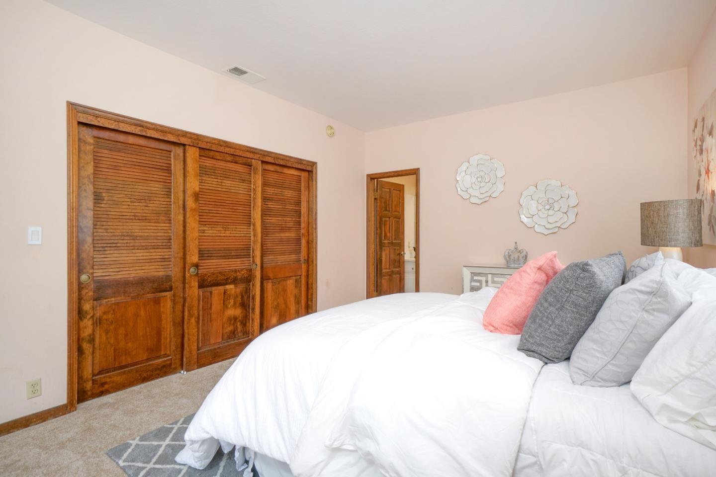 445 Greenbrier Road Half Moon Bay, CA 94019 - Photo 17 of 35 Gallery Image 17