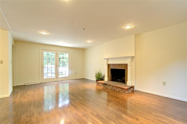 46 Bishop Road Sharon, MA 02067 - Photo 4 of 12