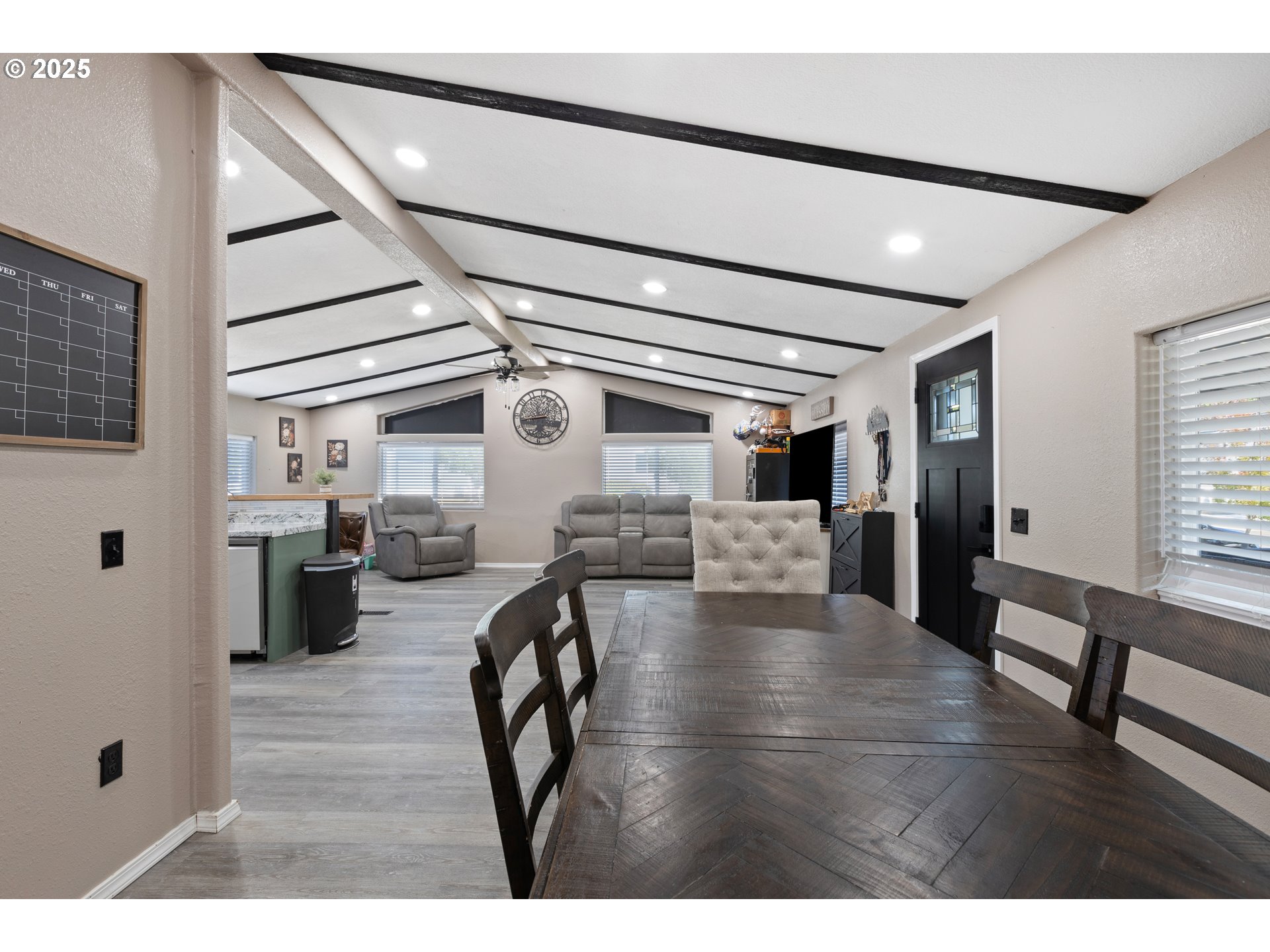 5 Manor Loop Roseburg, OR 97471 - Photo 10 of 40