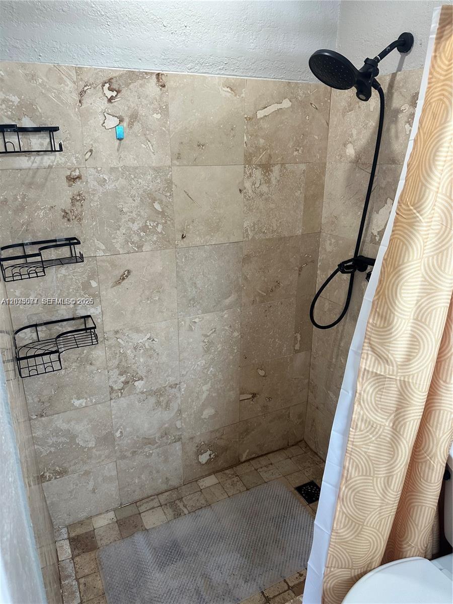 6501 Scott Street, Unit A Hollywood, FL 33024 - Photo 5 of 14