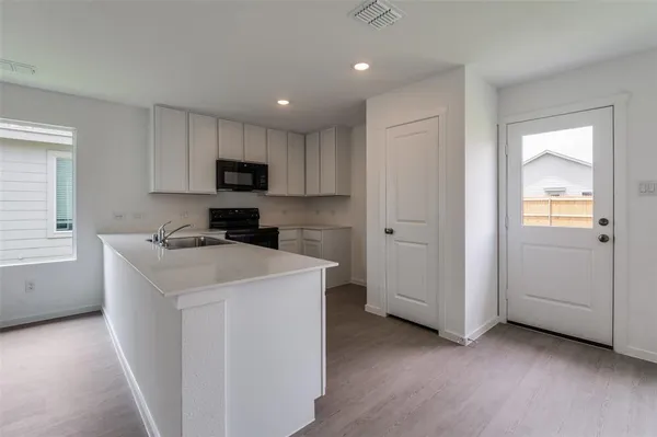 $1,800 | 538 Montclair Avenue, Princeton, TX 75407