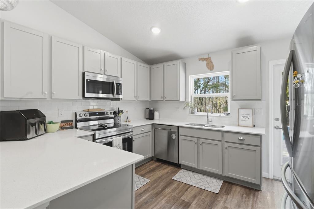 2110 East Kicklighter Road Lake Helen, FL 32744 - Photo 7 of 42