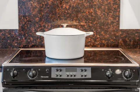 a close view of stove