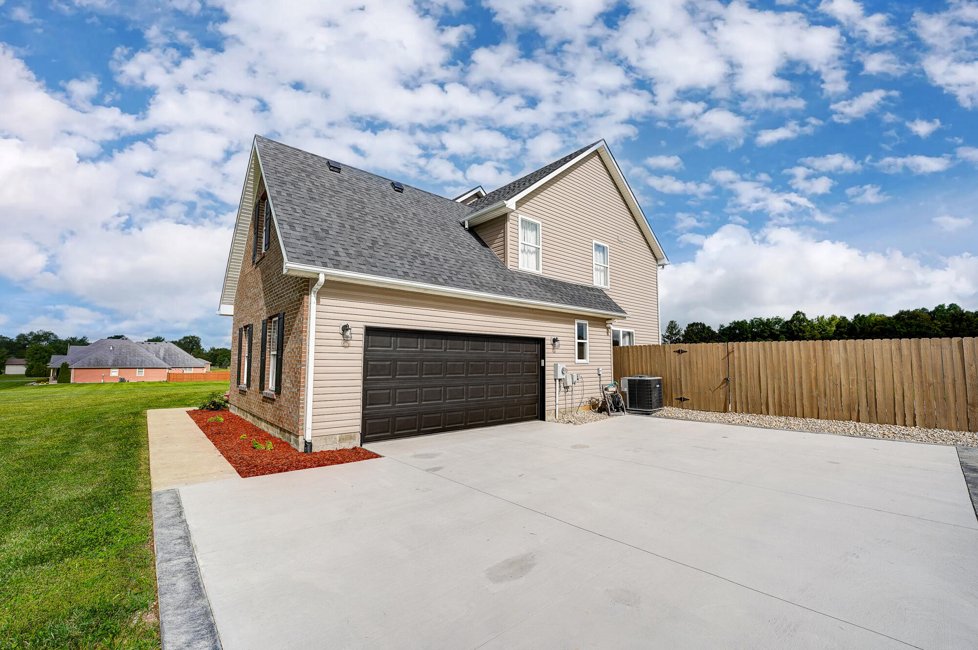 3828 Miller Road Springfield, OH 45502 - Photo 12 of 87