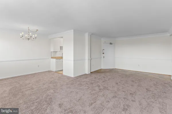 $2,200 | 1830 Columbia Pike, Unit 406, Arlington, VA 22204