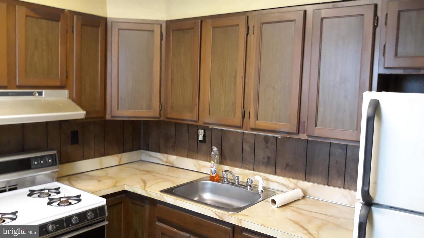 322 Harrison Avenue Upper Darby, PA 19082 - Photo 14 of 27