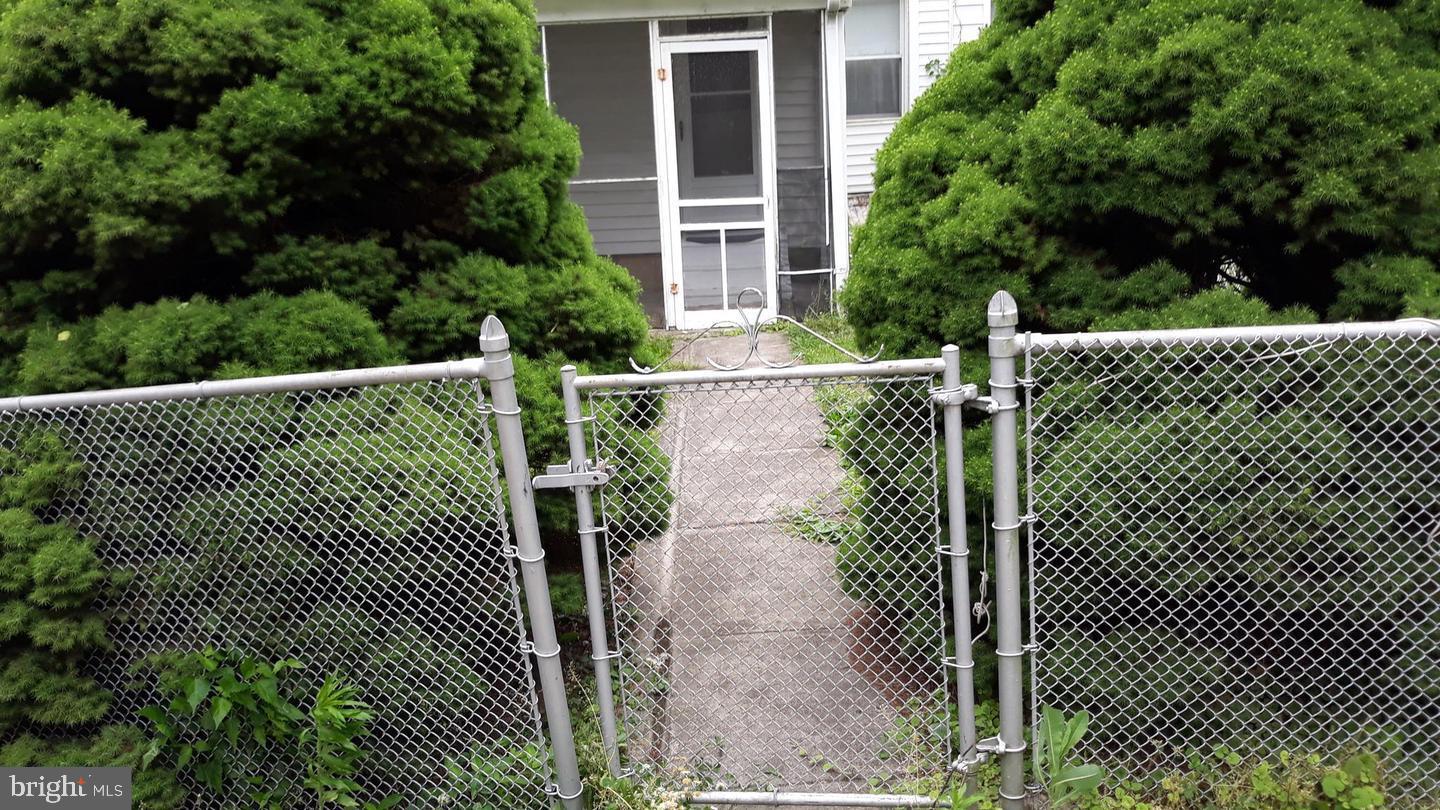 322 Harrison Avenue Upper Darby, PA 19082 - Photo 23 of 27