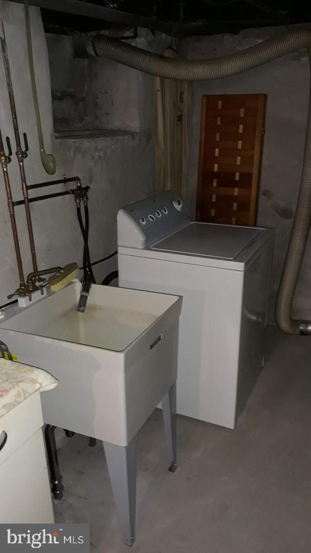 322 Harrison Avenue Upper Darby, PA 19082 - Photo 7 of 27