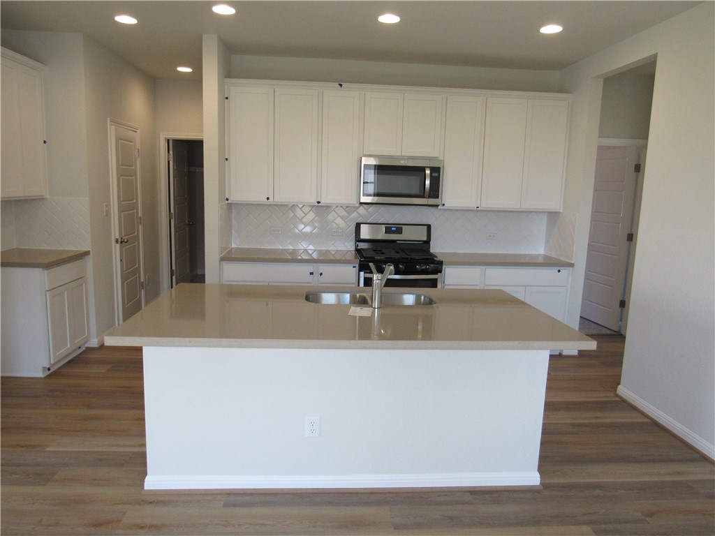 302 Cold Spring Loop, Unit 1 Bastrop, TX 78602 - Photo 8 of 9