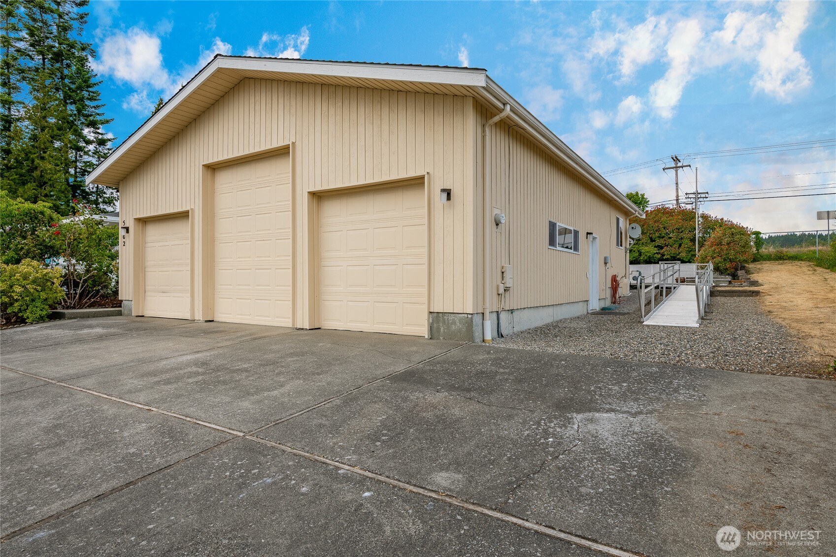 5502 Salish Road Blaine, WA 98230 - Photo 4 of 40 Gallery Image 4