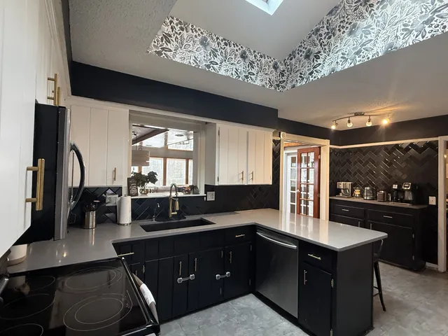 $519,900 | 127 Sam Davis Drive, Springfield, TN 37172