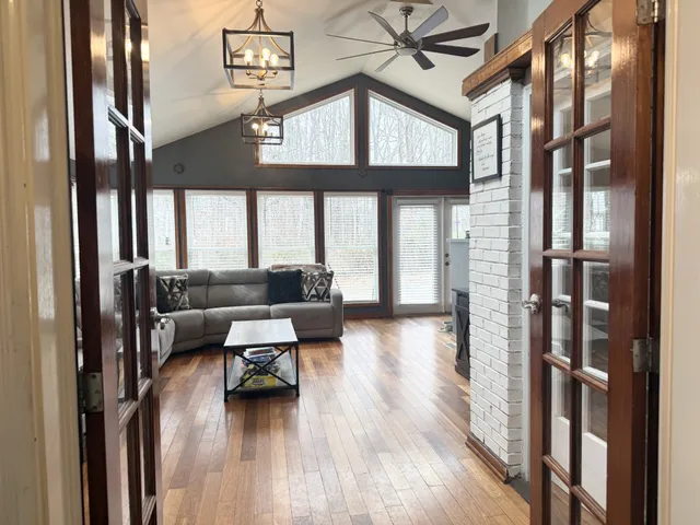 $519,900 | 127 Sam Davis Drive, Springfield, TN 37172