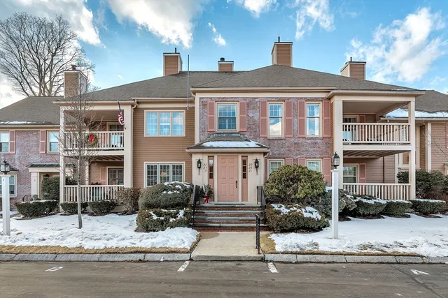 $600,000 | 19 Highland Court, Unit 19, Needham, MA 02492