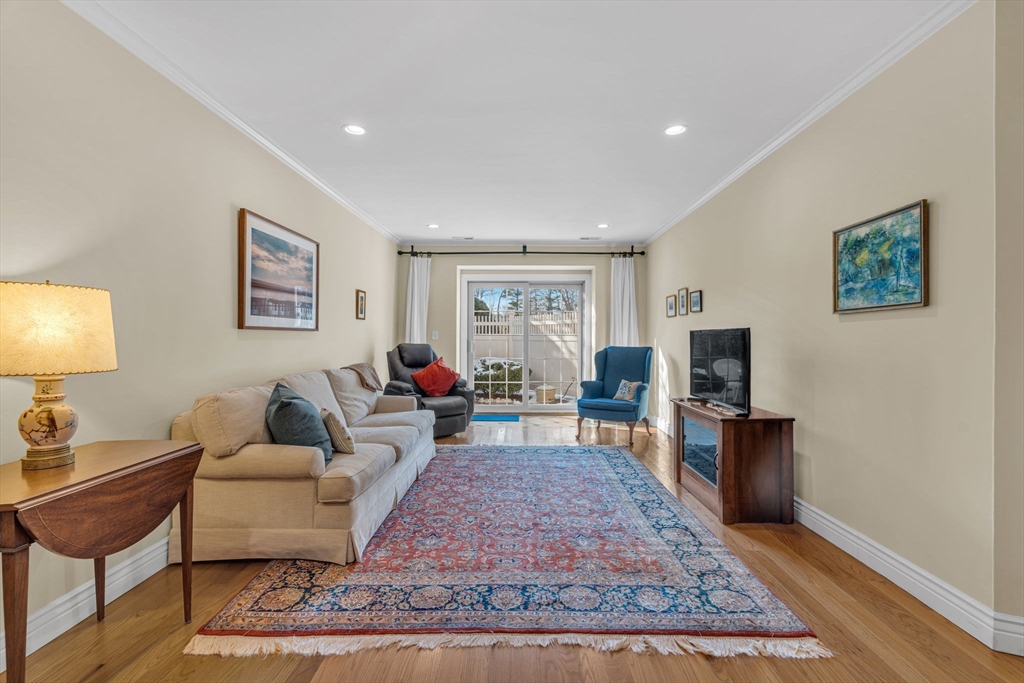 19 Highland Court, Unit 19 Needham, MA 02492 - Photo 6 of 16