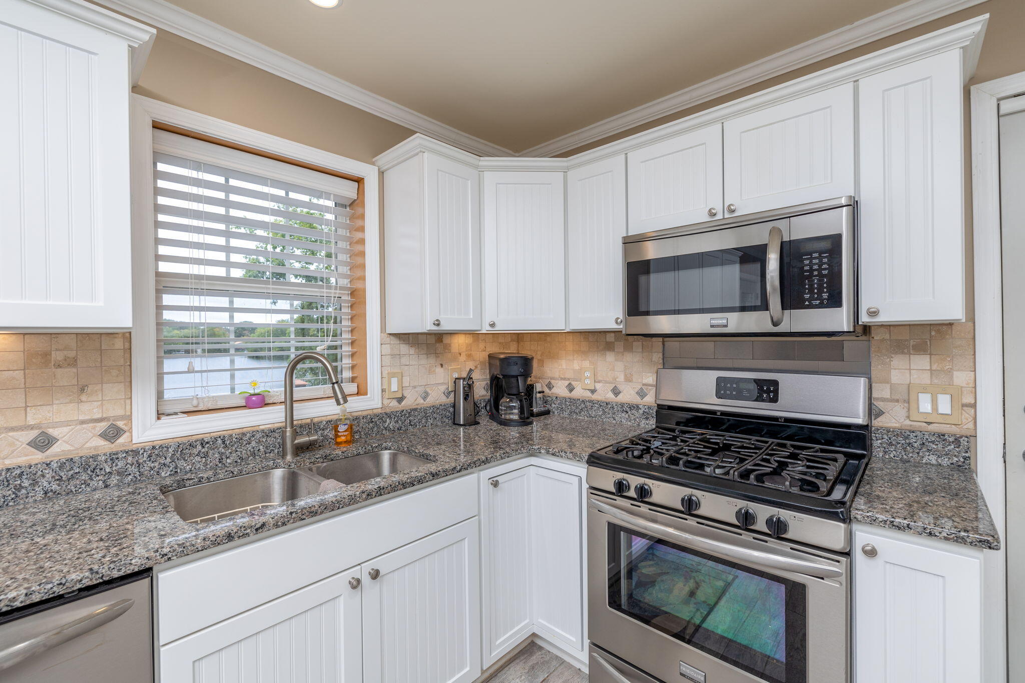 506 McLachlan Point Road Evart, MI 49631 - Photo 18 of 54 18-web-or-mls-5L7A7637-Edit